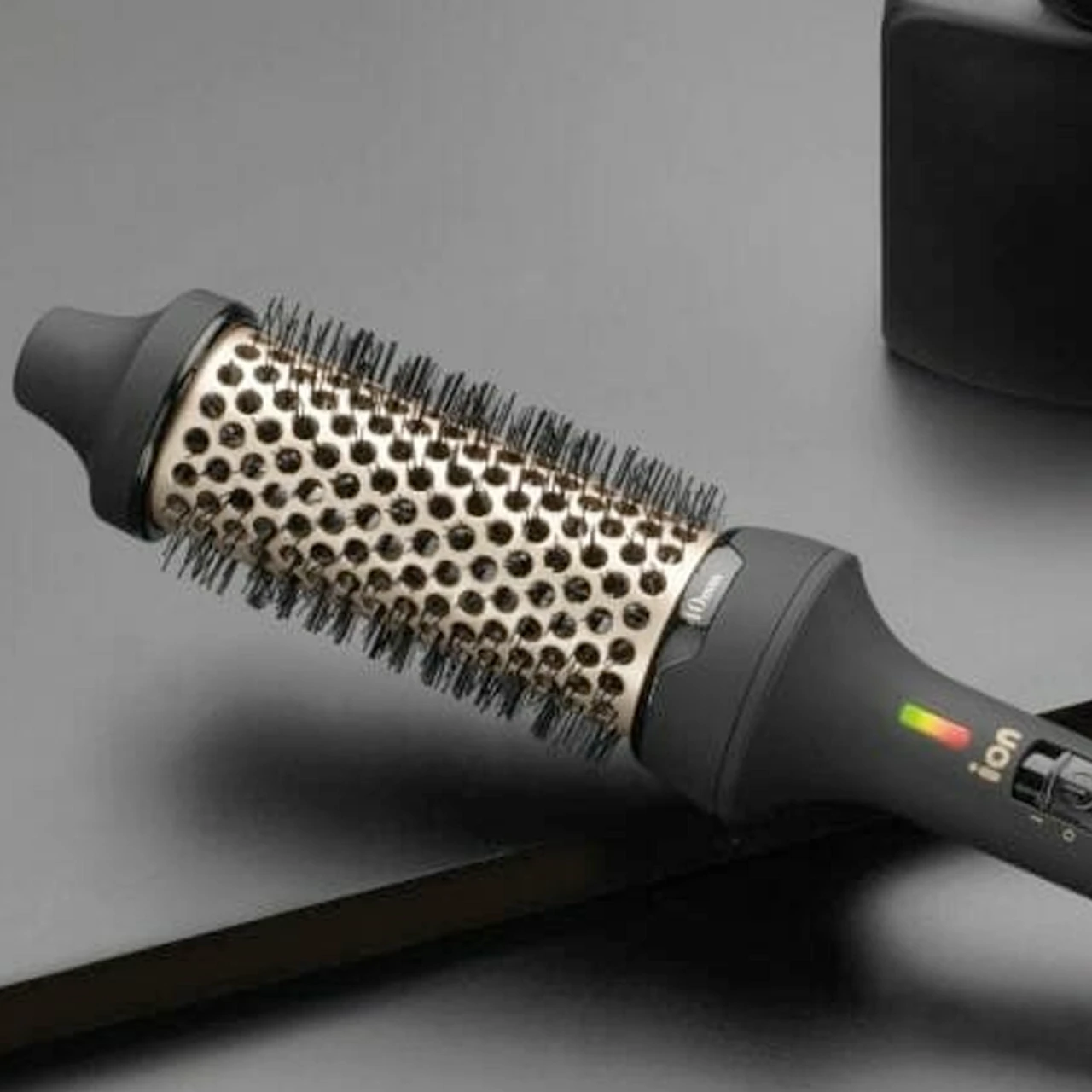 Brosse Chauffante Céramique 40mm Diva 2 Brosse Chauffante Céramique 40mm Diva – Image 2